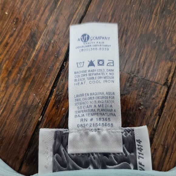 Vintage 80s Vanity Fair Light Blue Button Pajama Top Floral Trim - Picture 5 of 8